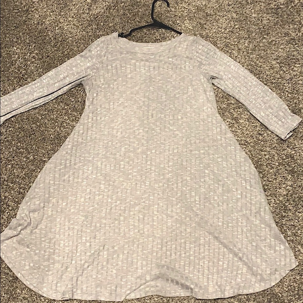 Light gray 3/4 sleeve Altar’d State dress
